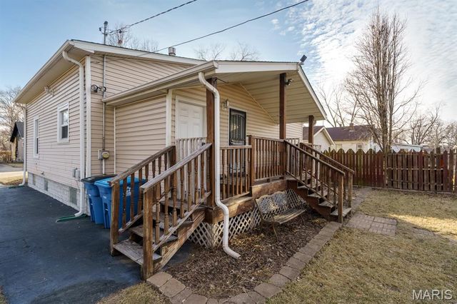 2311 E 25th Street, Granite City, IL 62040