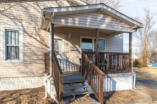2311 E 25th Street, Granite City, IL 62040
