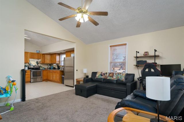 2311 E 25th Street, Granite City, IL 62040