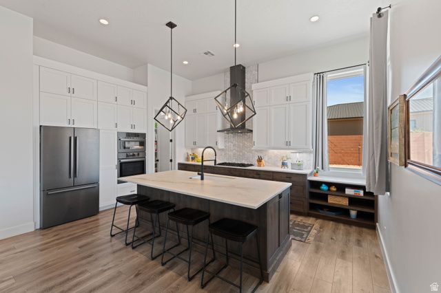 108 N ARROWHEAD LN, Ivins, UT 84738