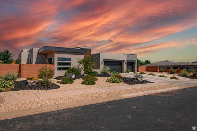 108 N ARROWHEAD LN, Ivins, UT 84738