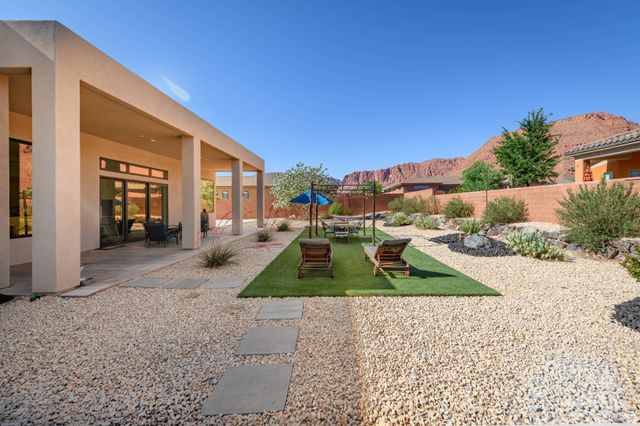 108 N ARROWHEAD LN, Ivins, UT 84738