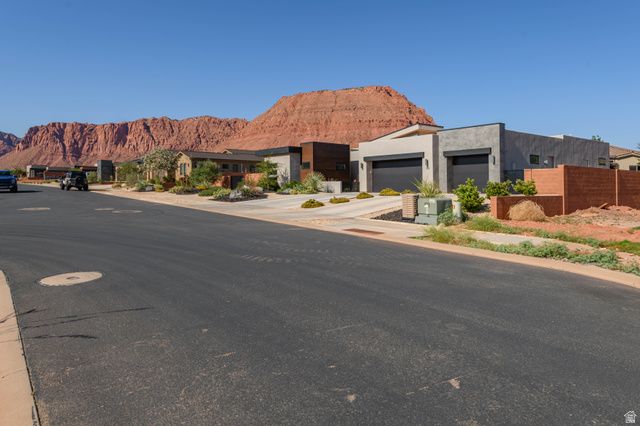 108 N ARROWHEAD LN, Ivins, UT 84738