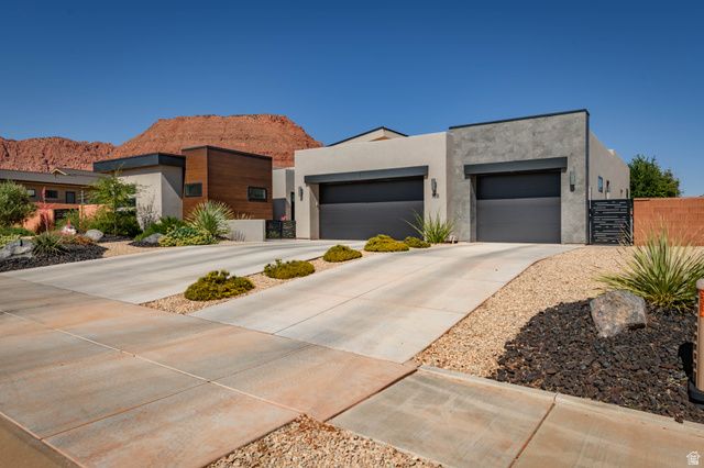 108 N ARROWHEAD LN, Ivins, UT 84738