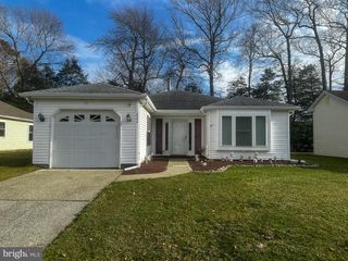 223 LANTERN PL, Tuckerton, NJ 08087