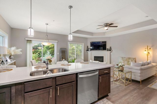 4429 Lower Beaver Road, Des Moines, IA 50310