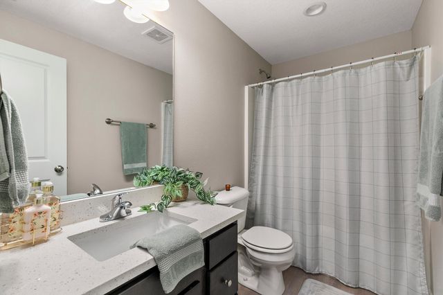 4429 Lower Beaver Road, Des Moines, IA 50310