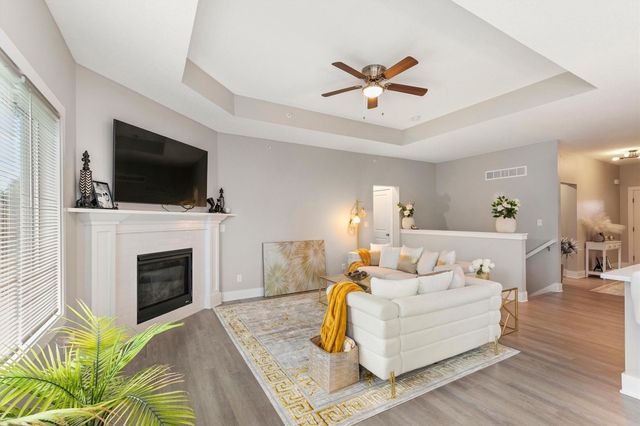 4429 Lower Beaver Road, Des Moines, IA 50310