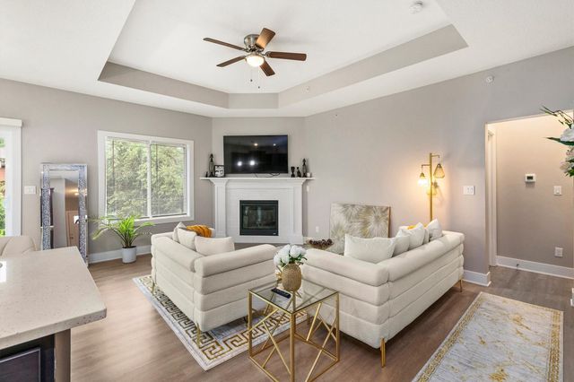 4429 Lower Beaver Road, Des Moines, IA 50310