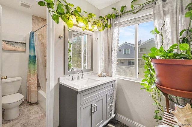 11576 E Bayaud Drive, Aurora, CO 80012