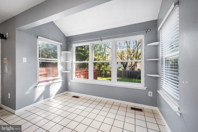 532 HERITAGE OAK DR, Yardley, PA 19067