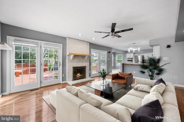 532 HERITAGE OAK DR, Yardley, PA 19067