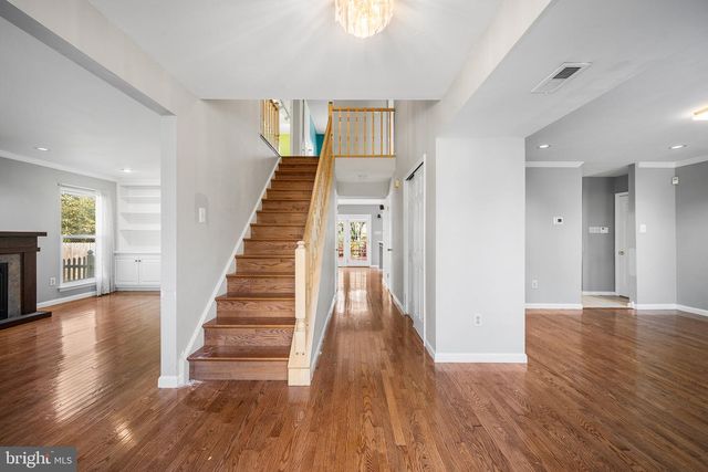 532 HERITAGE OAK DR, Yardley, PA 19067