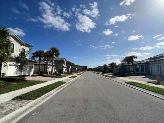 4534 W Pinehurst Trail, Fort Lauderdale, FL 33309