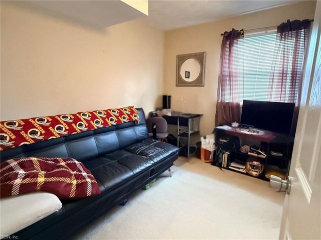 2607 Berkley AVE, Chesapeake, VA 23325