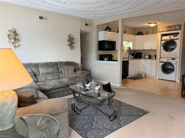 2607 Berkley AVE, Chesapeake, VA 23325