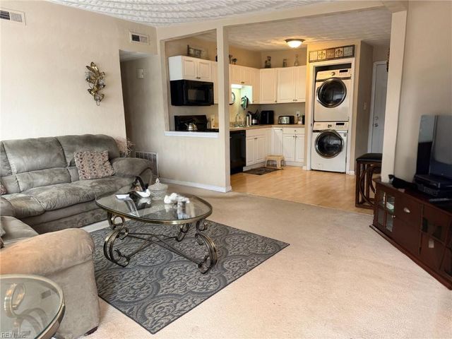 2607 Berkley AVE, Chesapeake, VA 23325