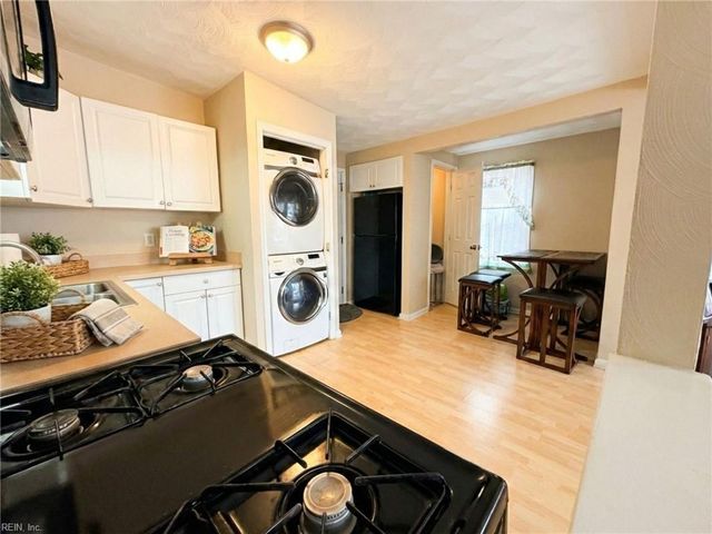 2607 Berkley AVE, Chesapeake, VA 23325