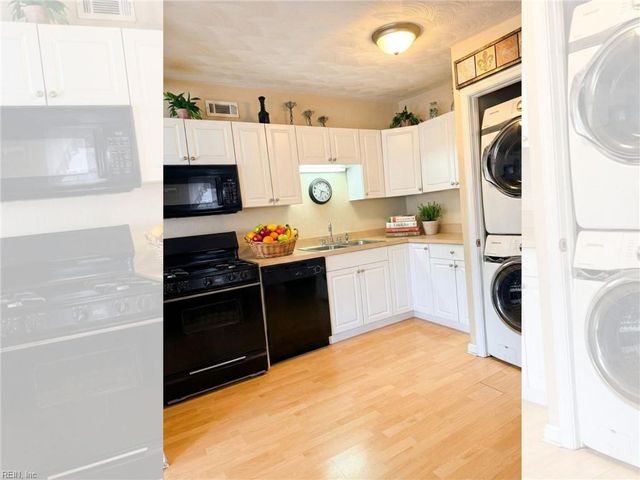 2607 Berkley AVE, Chesapeake, VA 23325