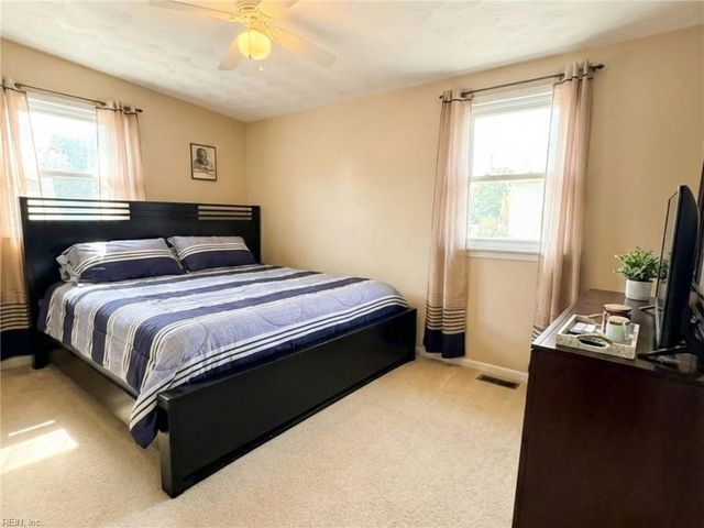 2607 Berkley AVE, Chesapeake, VA 23325