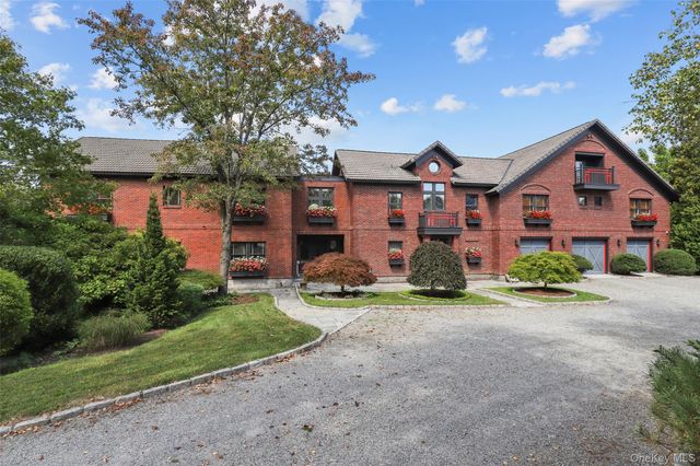 25 Edgar Road, Armonk, NY 10504