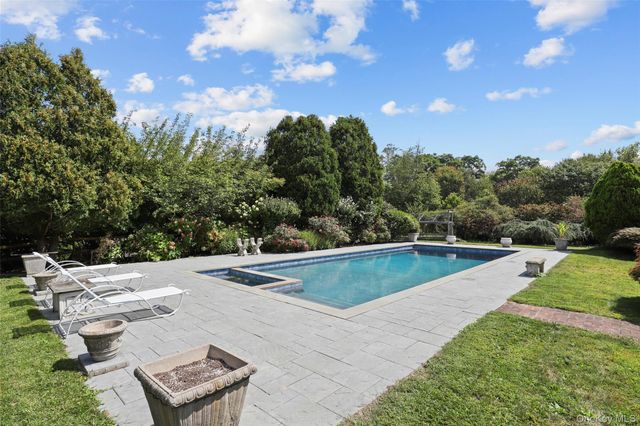25 Edgar Road, Armonk, NY 10504