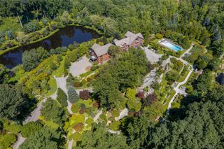 25 Edgar Road, Armonk, NY 10504