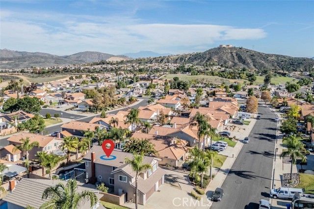 16511 Kiwi Way, Lake Elsinore, CA 92530