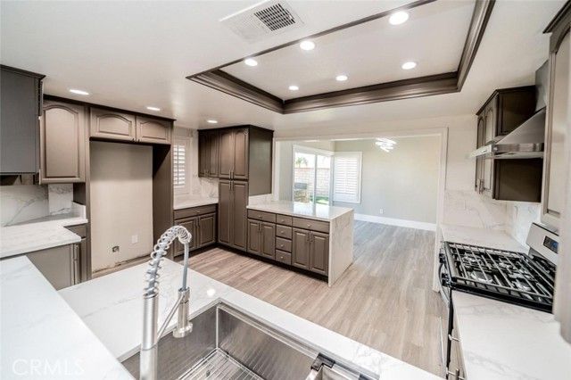 16511 Kiwi Way, Lake Elsinore, CA 92530