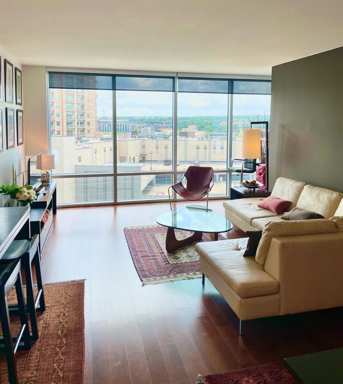 300 Bowie ST 904, Austin, TX 78703
