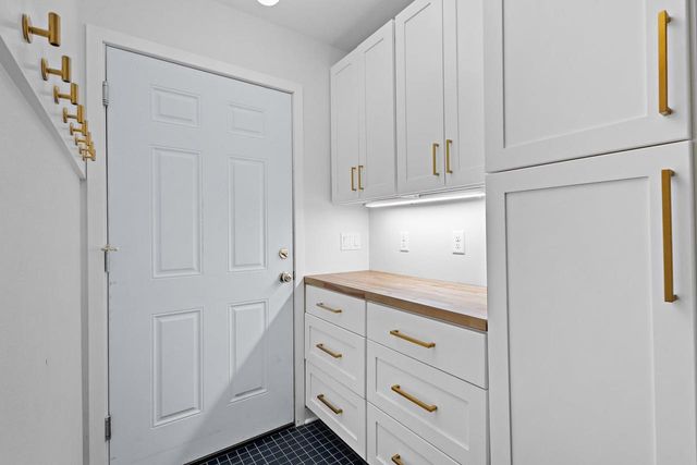 5413 Jonquil Court, Middleton, WI 53562
