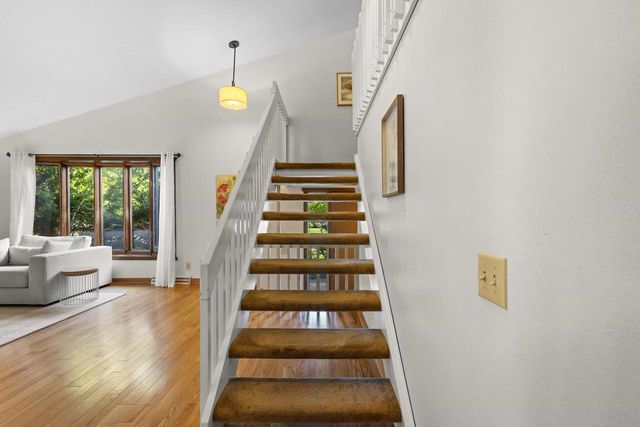 5413 Jonquil Court, Middleton, WI 53562