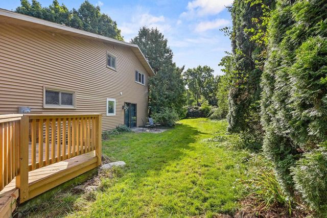 5413 Jonquil Court, Middleton, WI 53562
