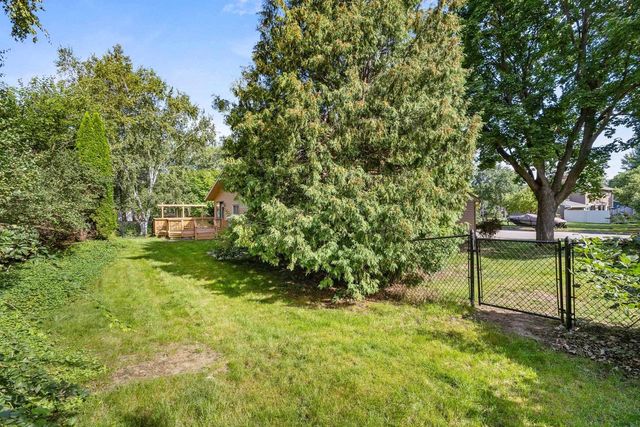 5413 Jonquil Court, Middleton, WI 53562