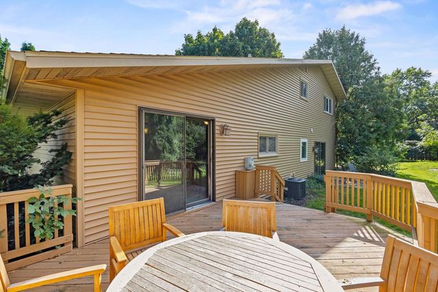 5413 Jonquil Court, Middleton, WI 53562