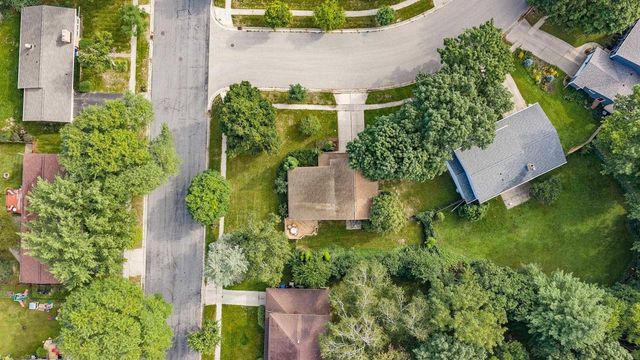 5413 Jonquil Court, Middleton, WI 53562