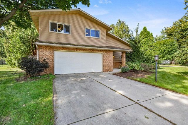5413 Jonquil Court, Middleton, WI 53562