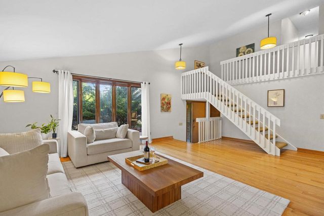 5413 Jonquil Court, Middleton, WI 53562