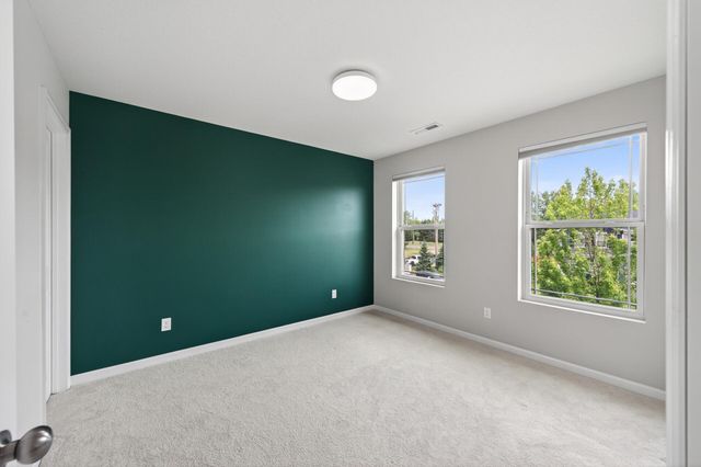 532 Aidan Cove, Eagan, MN 55123