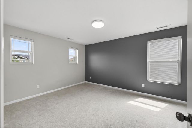 532 Aidan Cove, Eagan, MN 55123