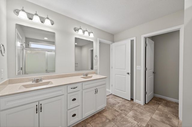 532 Aidan Cove, Eagan, MN 55123