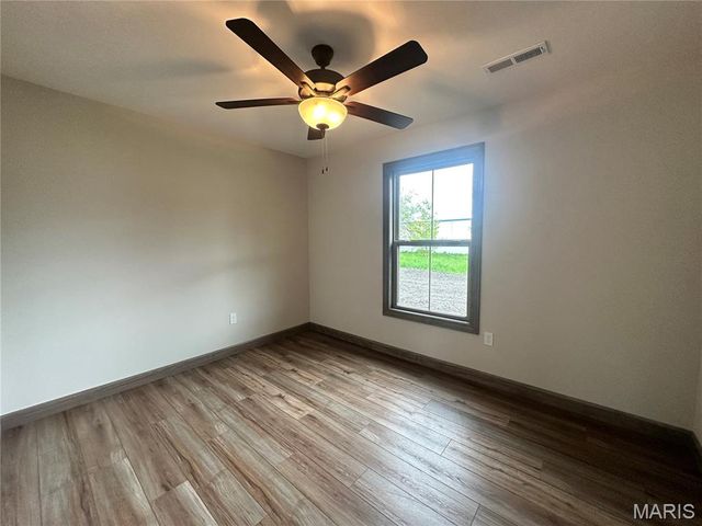 521 Somerset Drive, Granite City, IL 62040