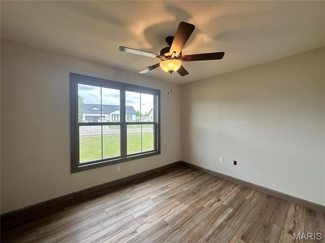 521 Somerset Drive, Granite City, IL 62040