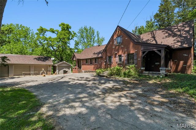 14739 Sinks Road, Florissant, MO 63034