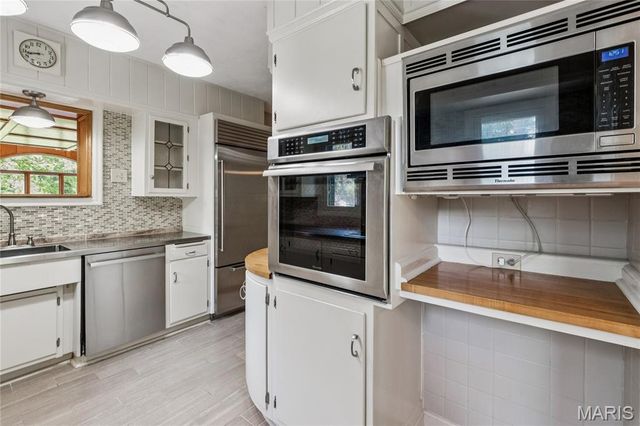 14739 Sinks Road, Florissant, MO 63034