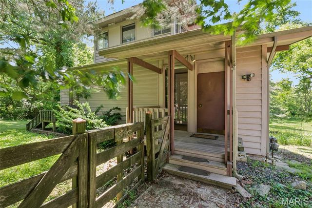14739 Sinks Road, Florissant, MO 63034