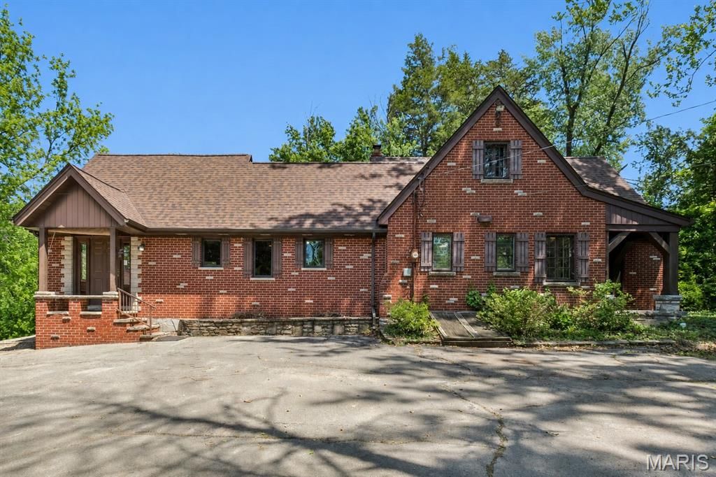 14739 Sinks Road, Florissant, MO 63034
