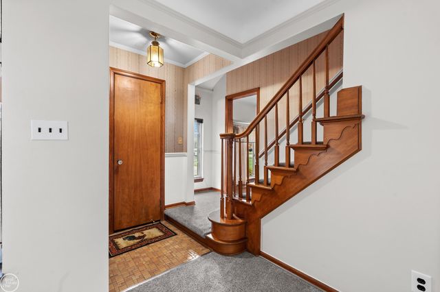 28413 RUEHLE Street, St Clair Shores, MI 48081