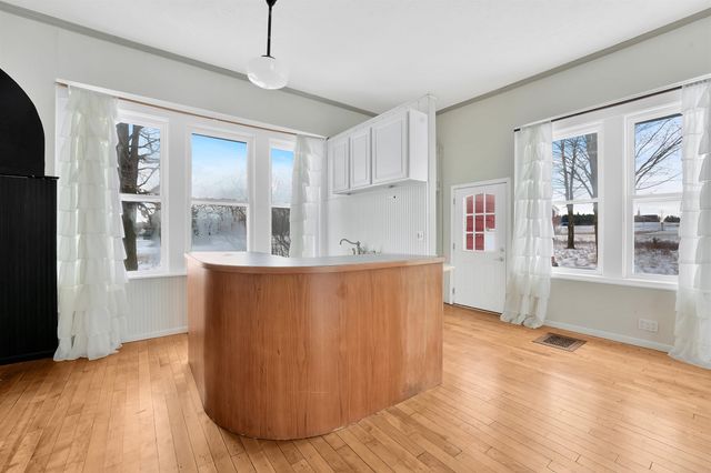 6997 E 44 Road, Cadillac, MI 49601