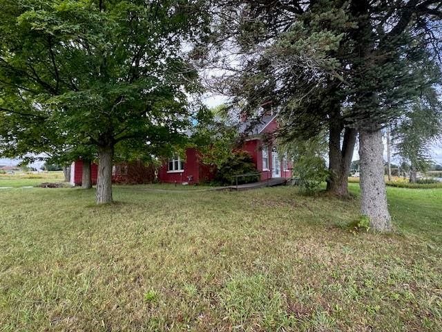 6997 E 44 Road, Cadillac, MI 49601